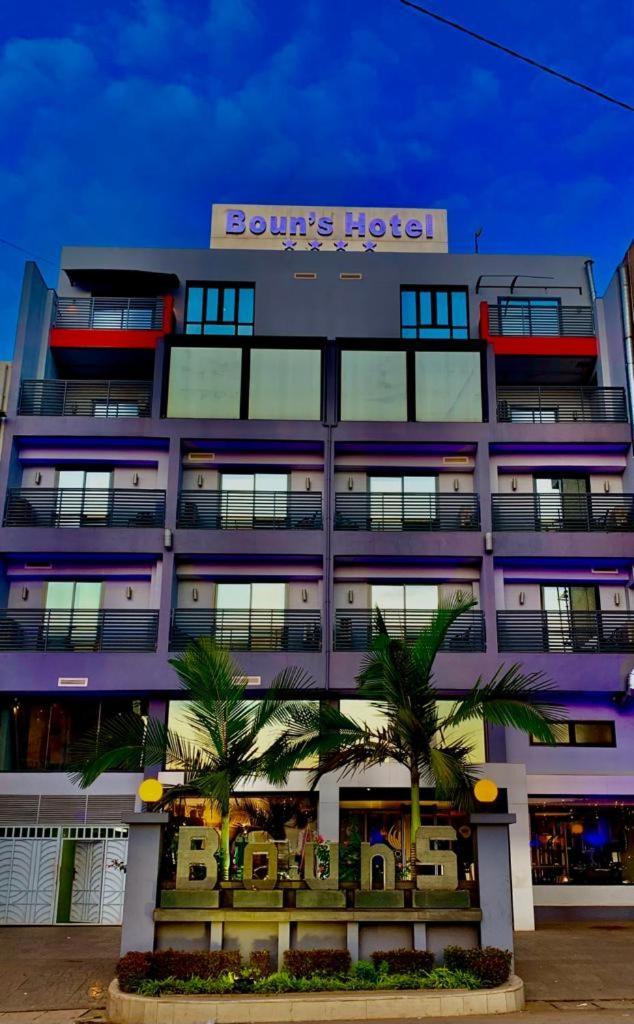 Boun'S Hotel Yaounde Bagian luar foto