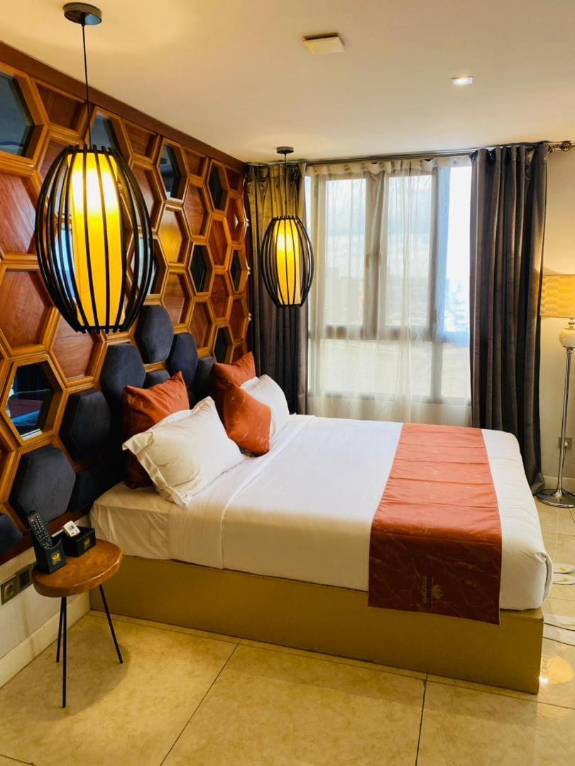 Boun'S Hotel Yaounde Bagian luar foto